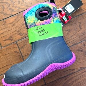 Noble outfitters Muds boots